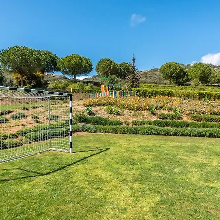 Marina Gardens By Be Cherish *