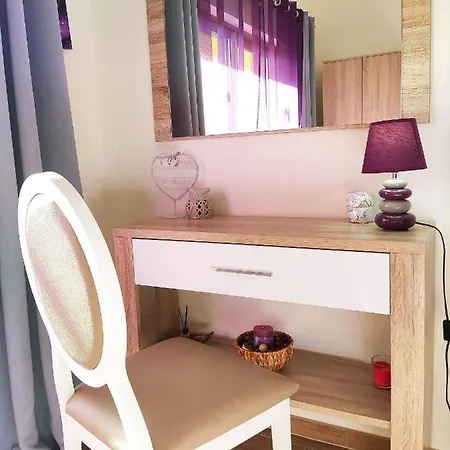 Marina Gardens Apartment